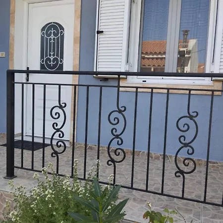 아파트 La Casa D'estate 2