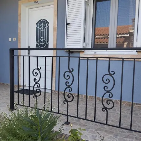 아파트 La Casa D'estate 2 *